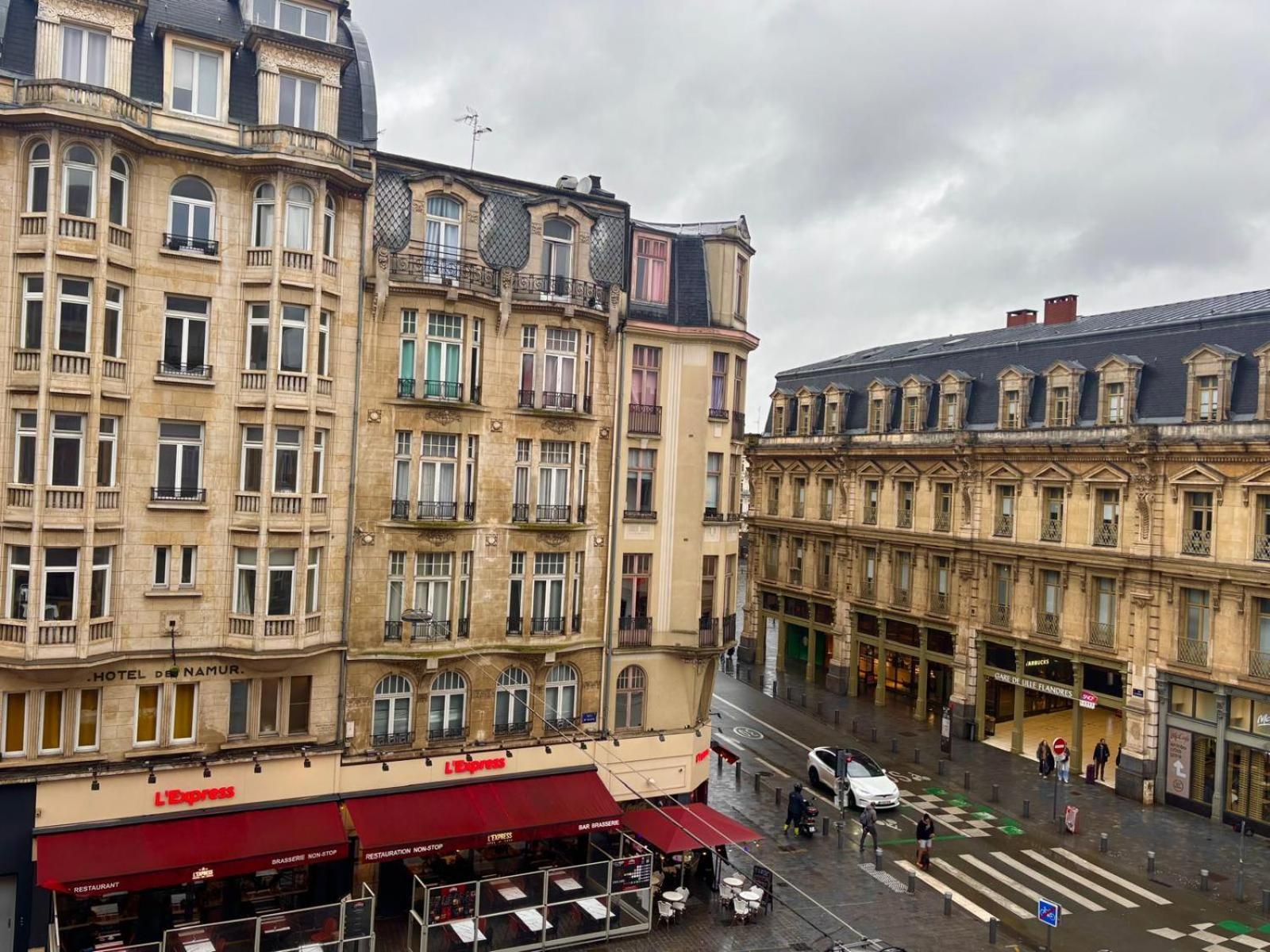 Cocon Avec Vue Imprenable - Face Gare Flandres 4 Pers Apartment *